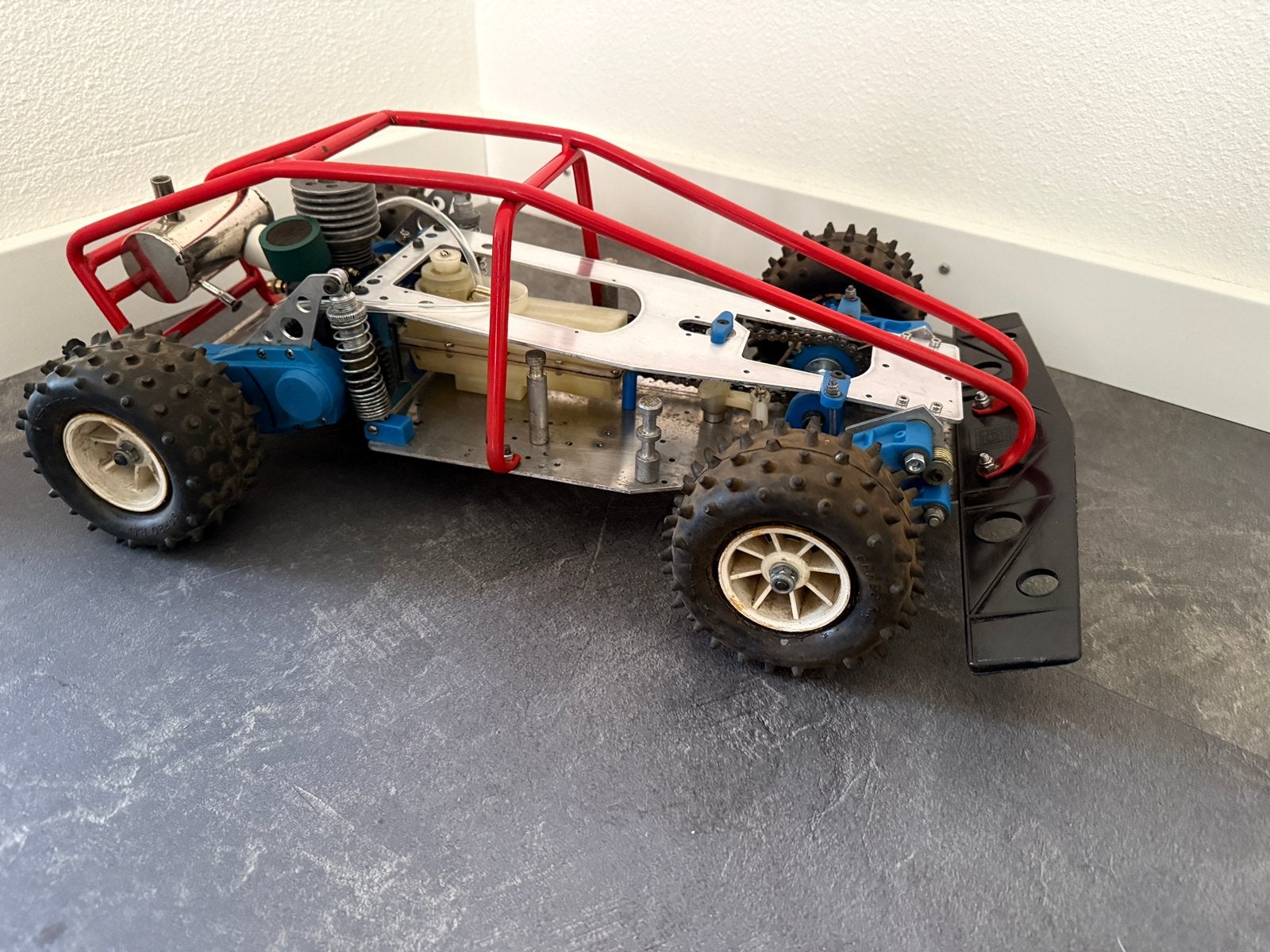 Robbe presto 4x4 vintage (kyosho graupner land-jump tamiya ), Ophalen of Verzenden, Zo goed als nieuw, Onderdeel, Nitro