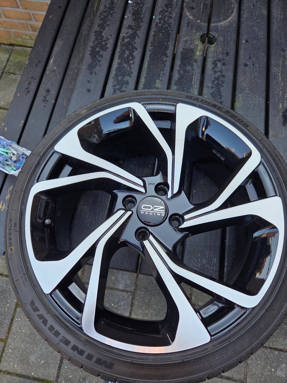 17inch velgen 4x100 met banden, Auto-onderdelen, Ophalen, 17 inch, 195 mm, Zomerbanden