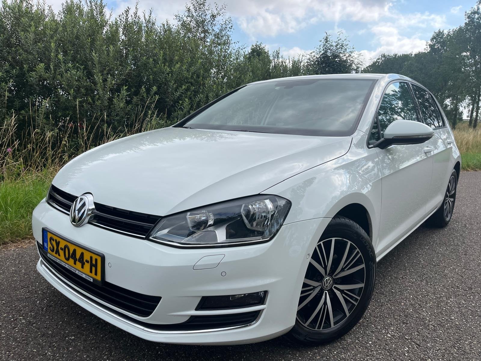 Volkswagen Golf 1.6 TDI | Clima | Cruise | Navi | Bluetooth, Auto's, Volkswagen, Gebruikt, 4 cilinders, 1239 kg, Wit