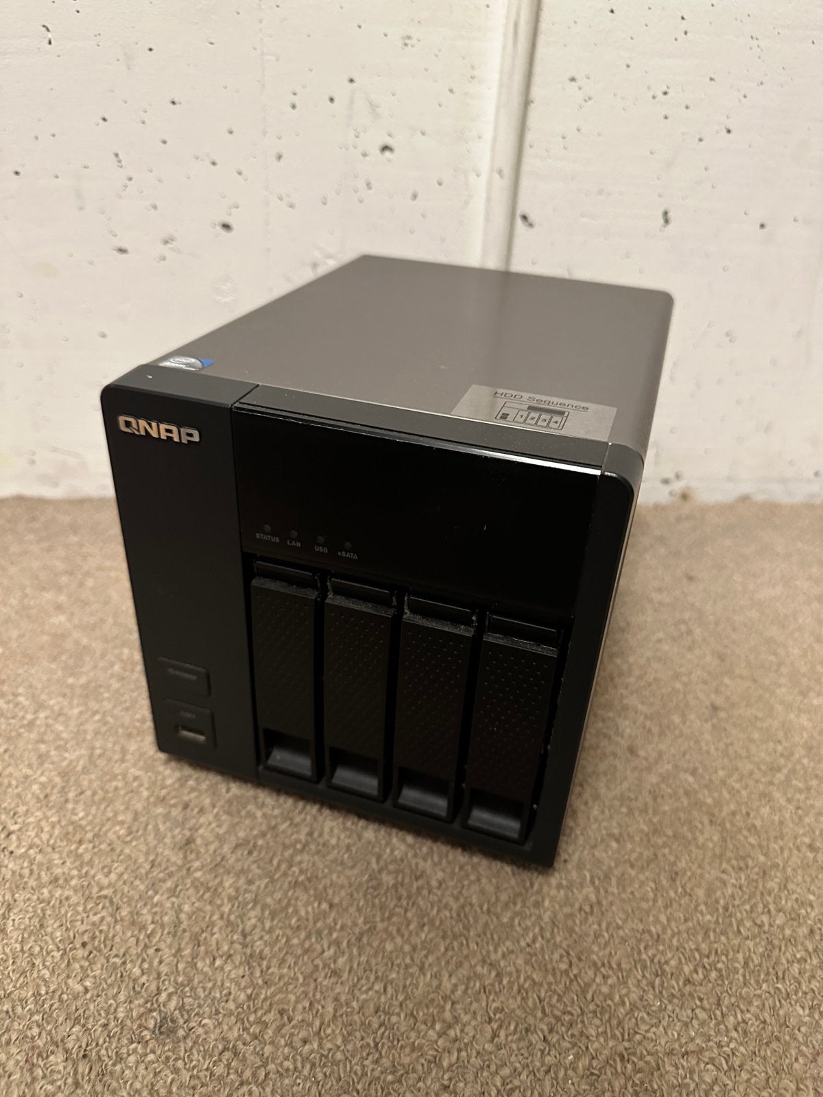 QNAP TS-469L NAS met 2x 2TB en 2x 4TB HDD's, Ophalen, Gebruikt