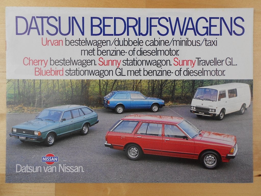 Datsun Urvan Cherry Sunny Bluebird Brochure ca 1982 Nissan, Zo goed als nieuw, Nissan, Datsun, Ophalen of Verzenden