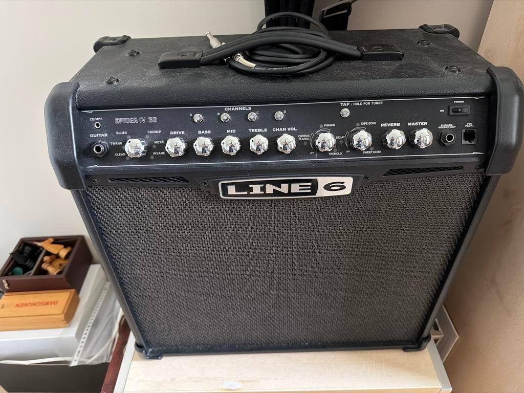 Line 6 Spider IV 30 Gitaarversterker, Ophalen, Zo goed als nieuw, Gitaar, Minder dan 50 watt
