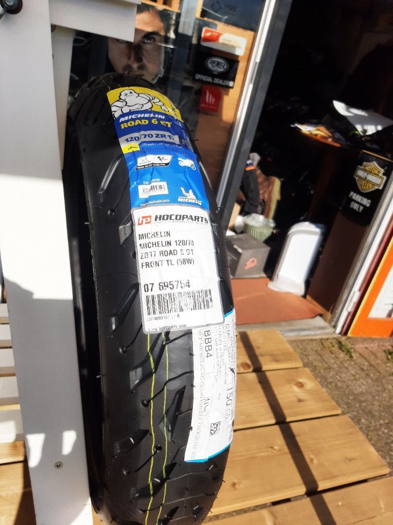 Michelin 120/70 ZR17 58W Road 6 GT motorband voorband nieuw, Pascalstraat 6 1704 RD Heerhugowaard, Nieuw, Ophalen of Verzenden