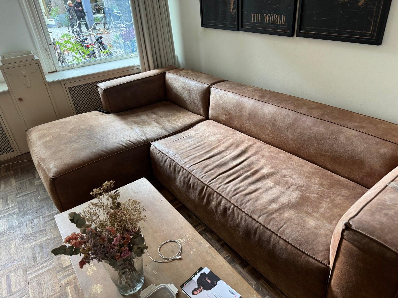 Ruime hoekbank in cognac leer, longchair links lederen bank, Ophalen, Zo goed als nieuw, Leer