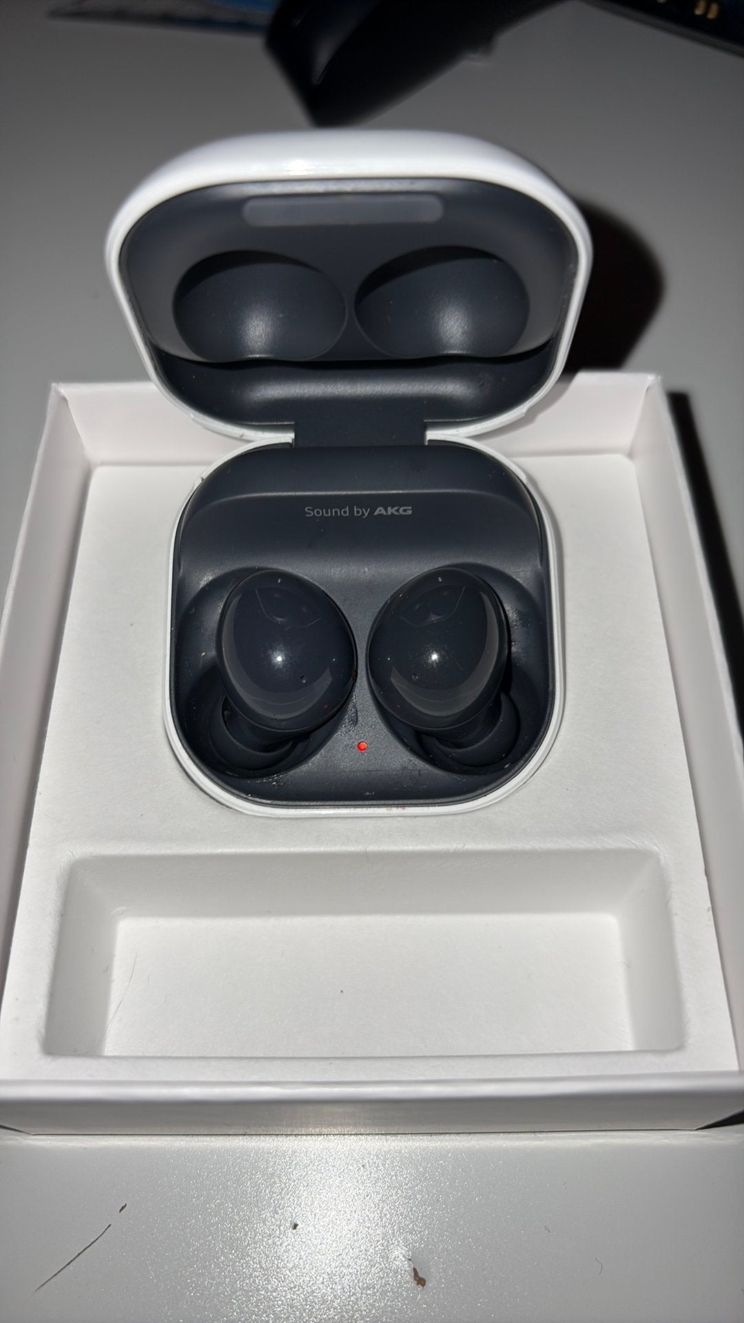 Samsung galaxy buds2, Ophalen
