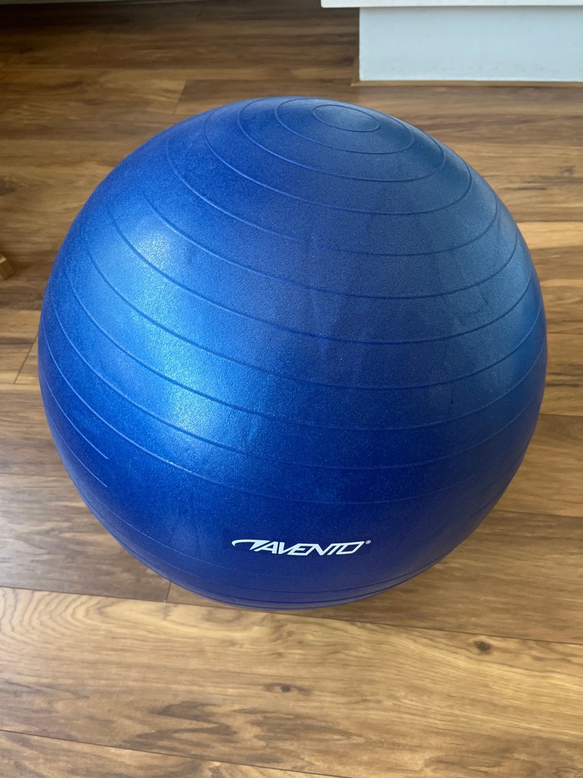 Avento Fitnessbal / Zwangerschapsbal 65 cm Anti-burst, Ophalen of Verzenden, Gebruikt, Buik, Fitnessbal