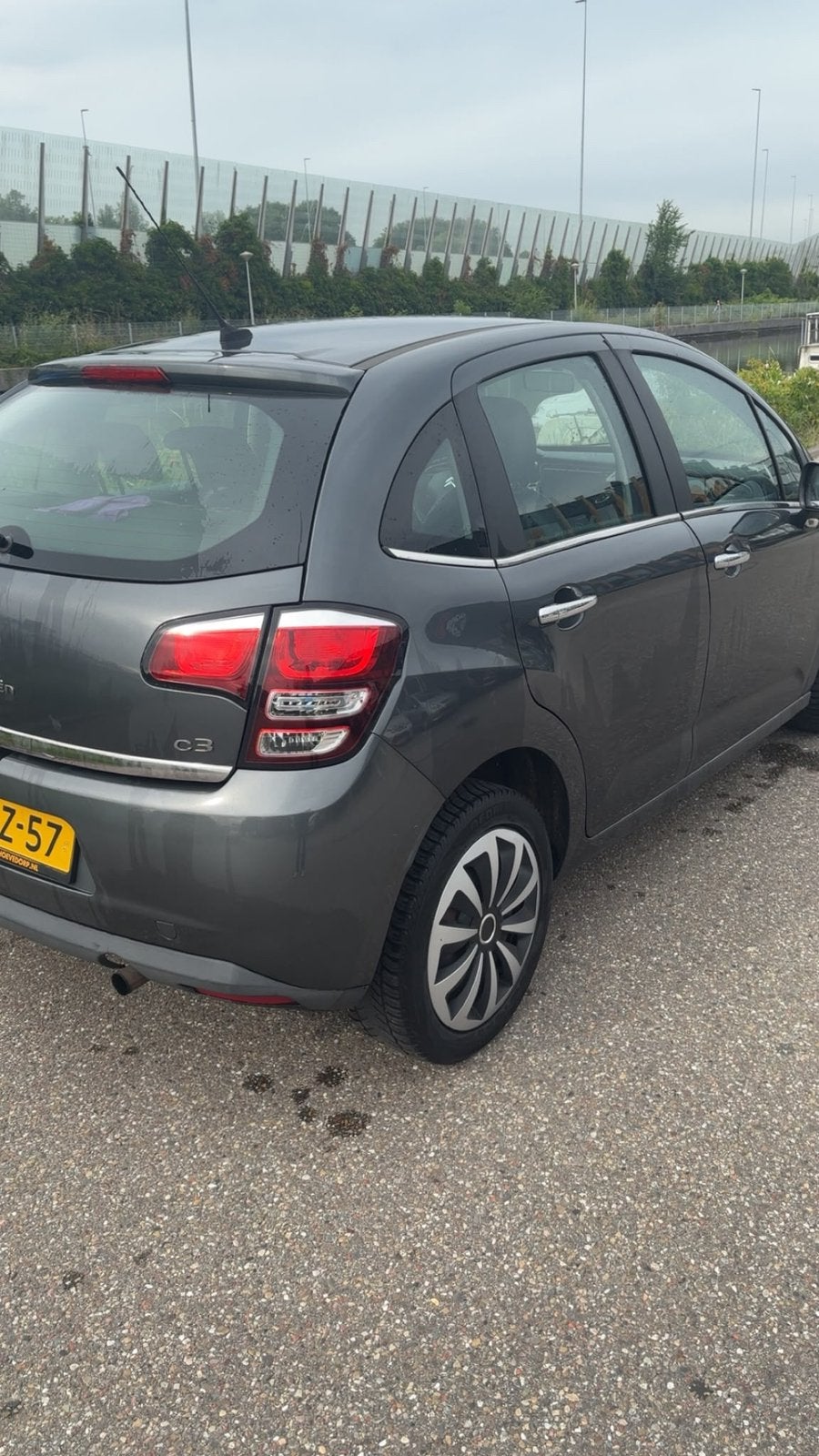 Citroën C3 1.2 Carplay etc. uit 2015, Voorwielaandrijving, 31 €/maand, 1199 cc, Origineel Nederlands