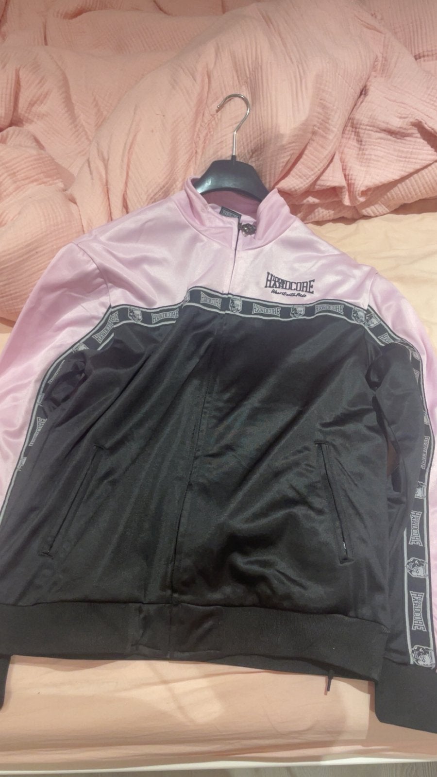 100% hardcore tracksuit zwart/roze, Ophalen of Verzenden, Zo goed als nieuw, Maat 46/48 (XL) of groter, Zwart