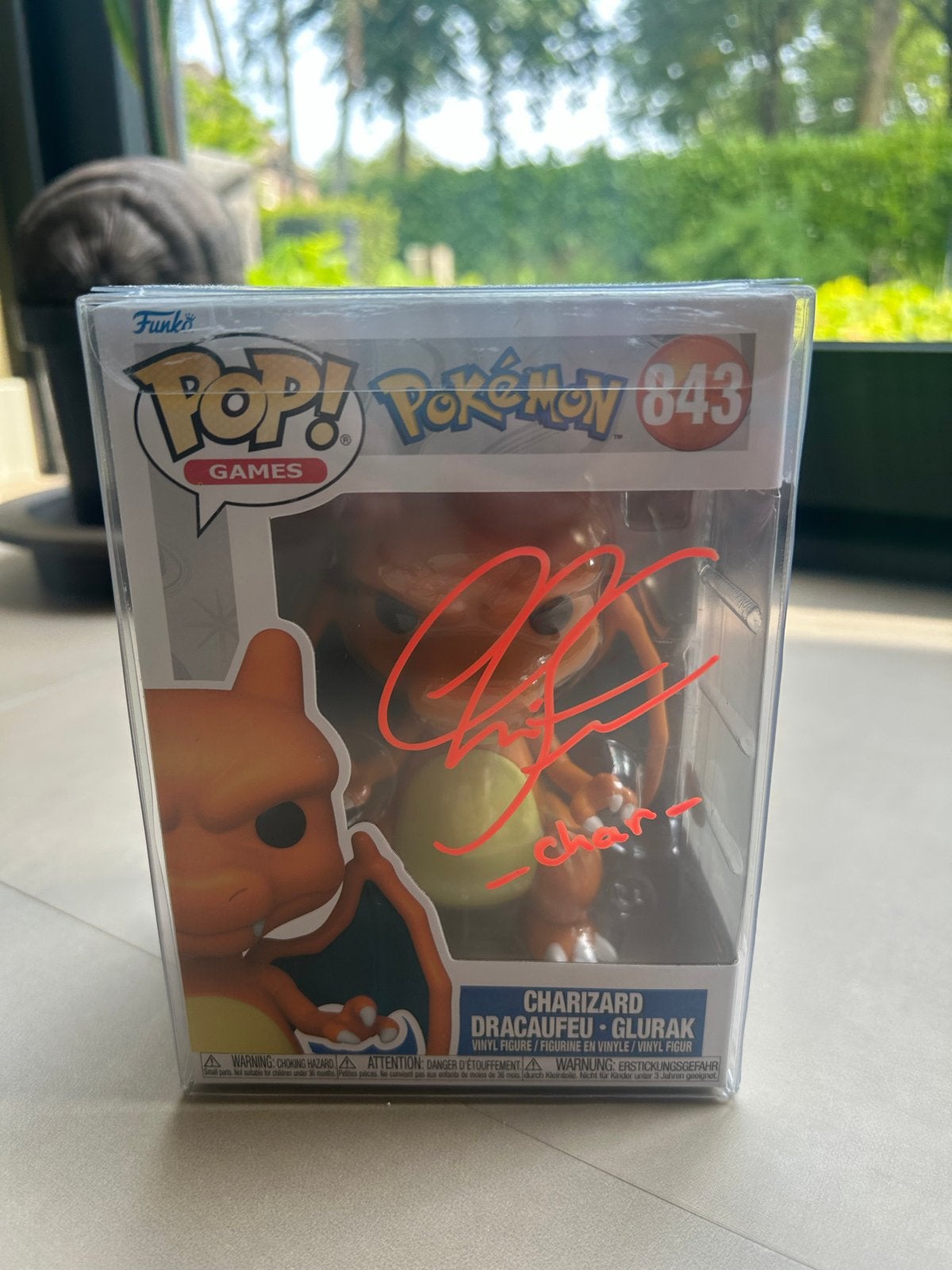 Pokémon Funko Pop! Charizard #843 met handtekening JSA, Ophalen of Verzenden, Zo goed als nieuw