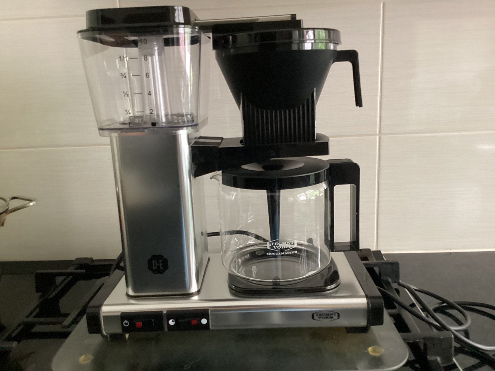 Douwe Egberts Moccamaster KBG 741 Koffiezetapparaat Zilver, Gebruikt, 10 kopjes of meer, Koffiemachine, Gemalen koffie