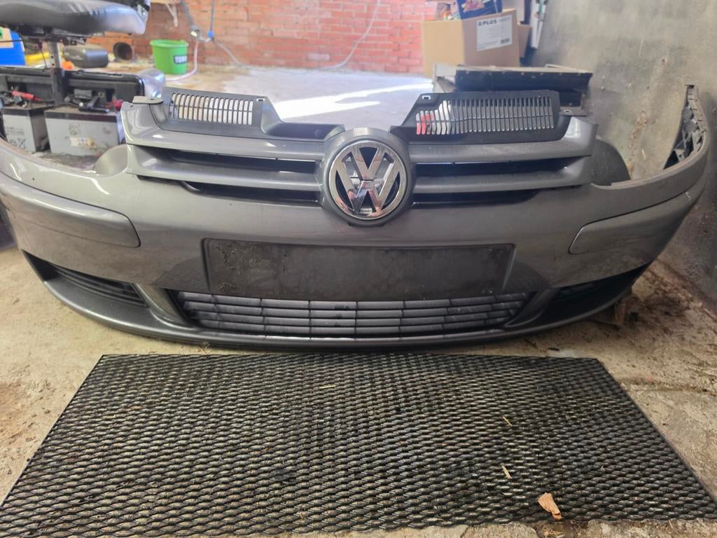 Volkswagen Golf 5 Bumper Voorzijde Grijs, Ophalen, Gebruikt, Bumper, Volkswagen