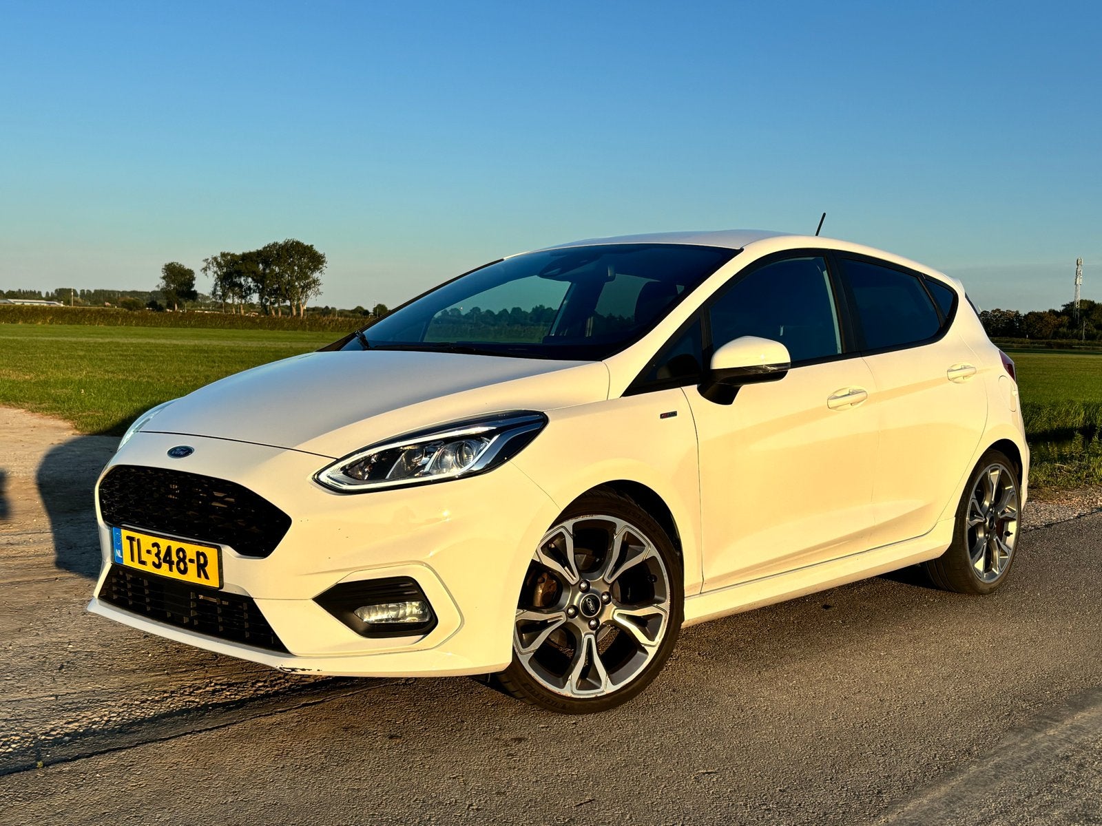 Ford Fiësta ST Line Ecoboost 100pk 5-drs sportief + compleet, Auto's, Ford, Voorwielaandrijving, Origineel Nederlands, 595 kg