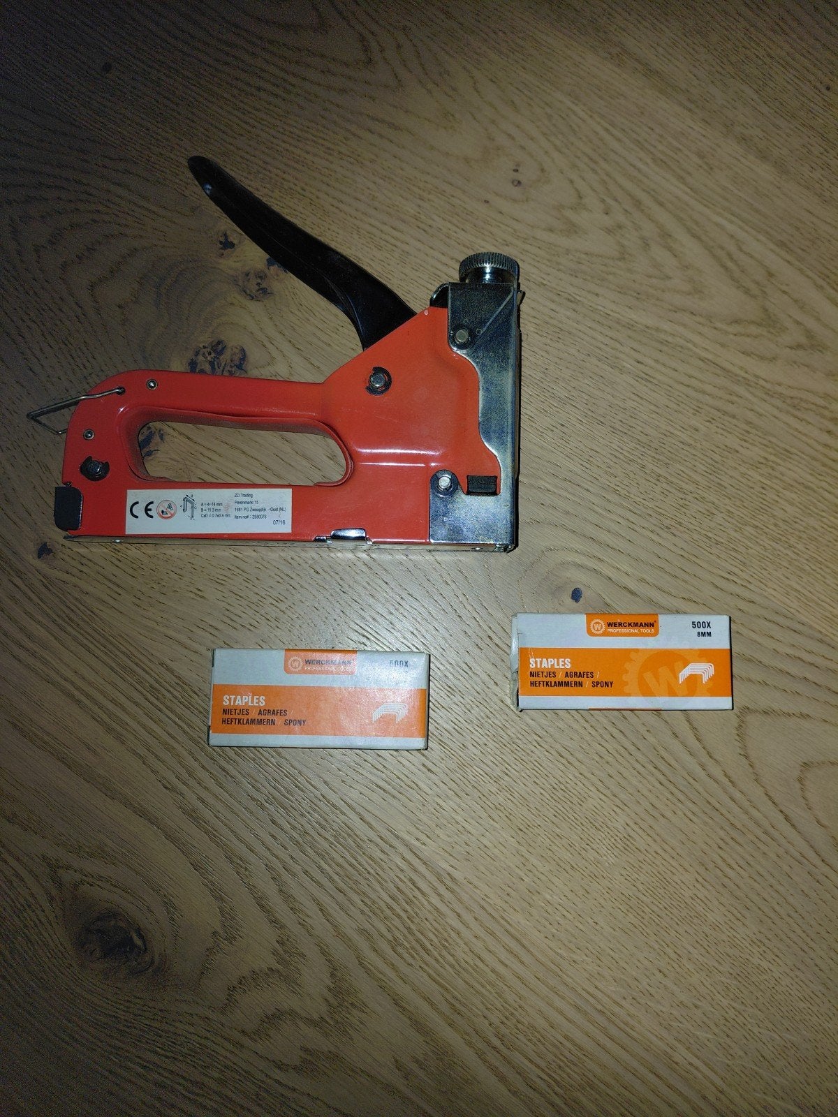 Werckmann tacker met nietjes, Ophalen, Gebruikt