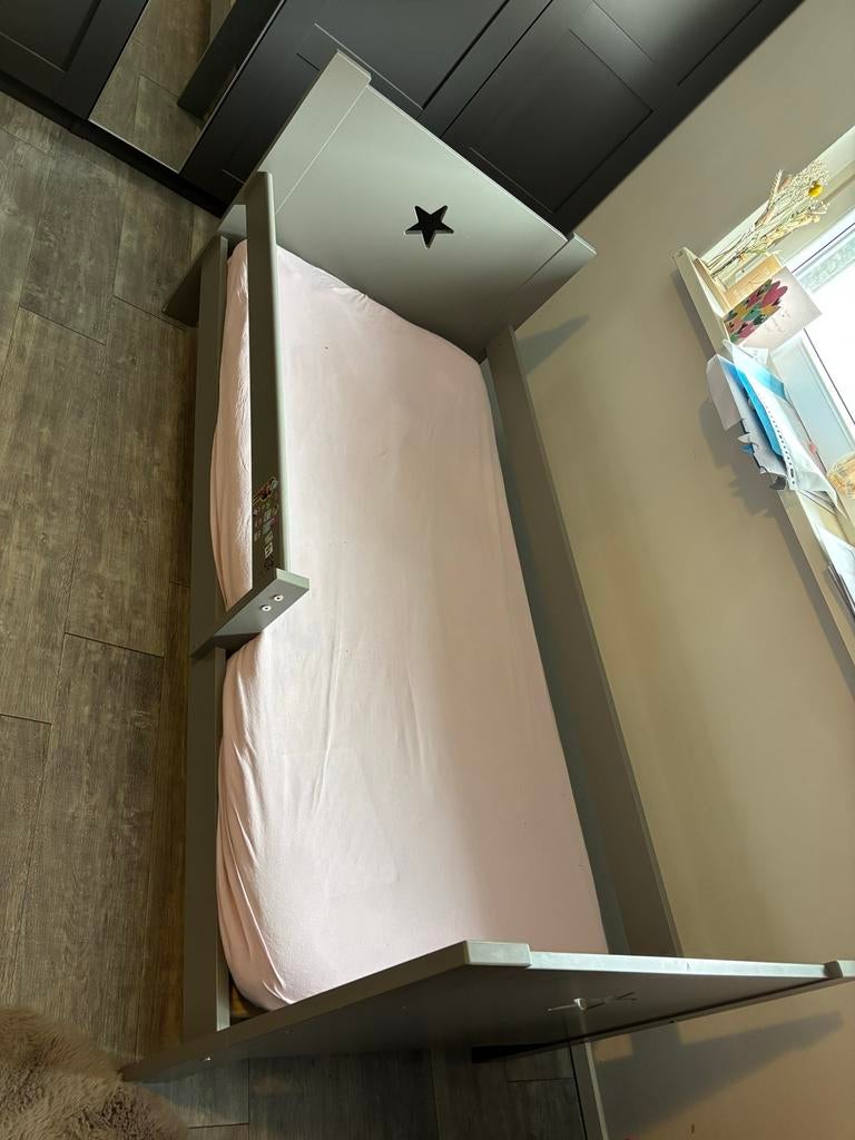 Peuterbed meisjes met matras en opberglade, Kinderen en Baby's, Kinderkamer | Bedden, Ophalen, Gebruikt, 70 tot 85 cm, 140 tot 160 cm
