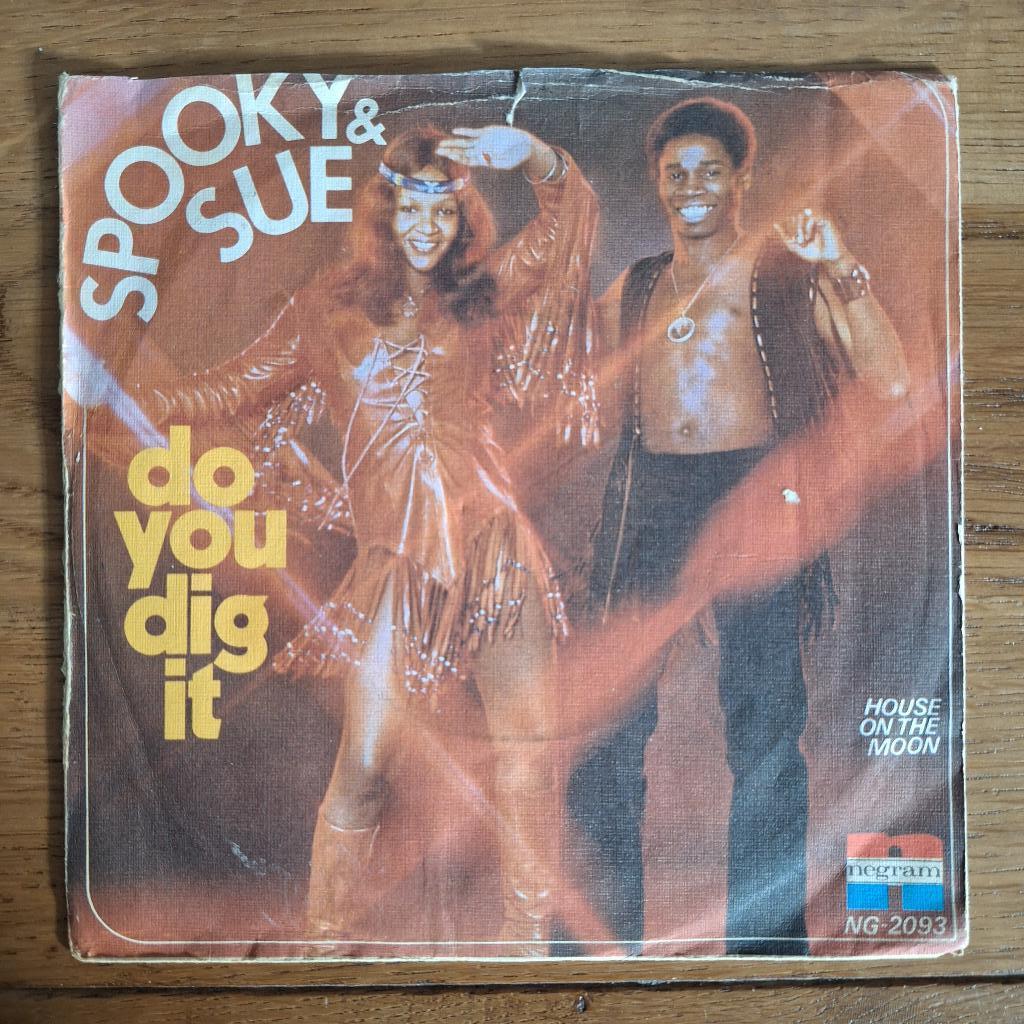 Spooky & Sue - Do You Dig It (034), Ophalen of Verzenden, Gebruikt, Pop