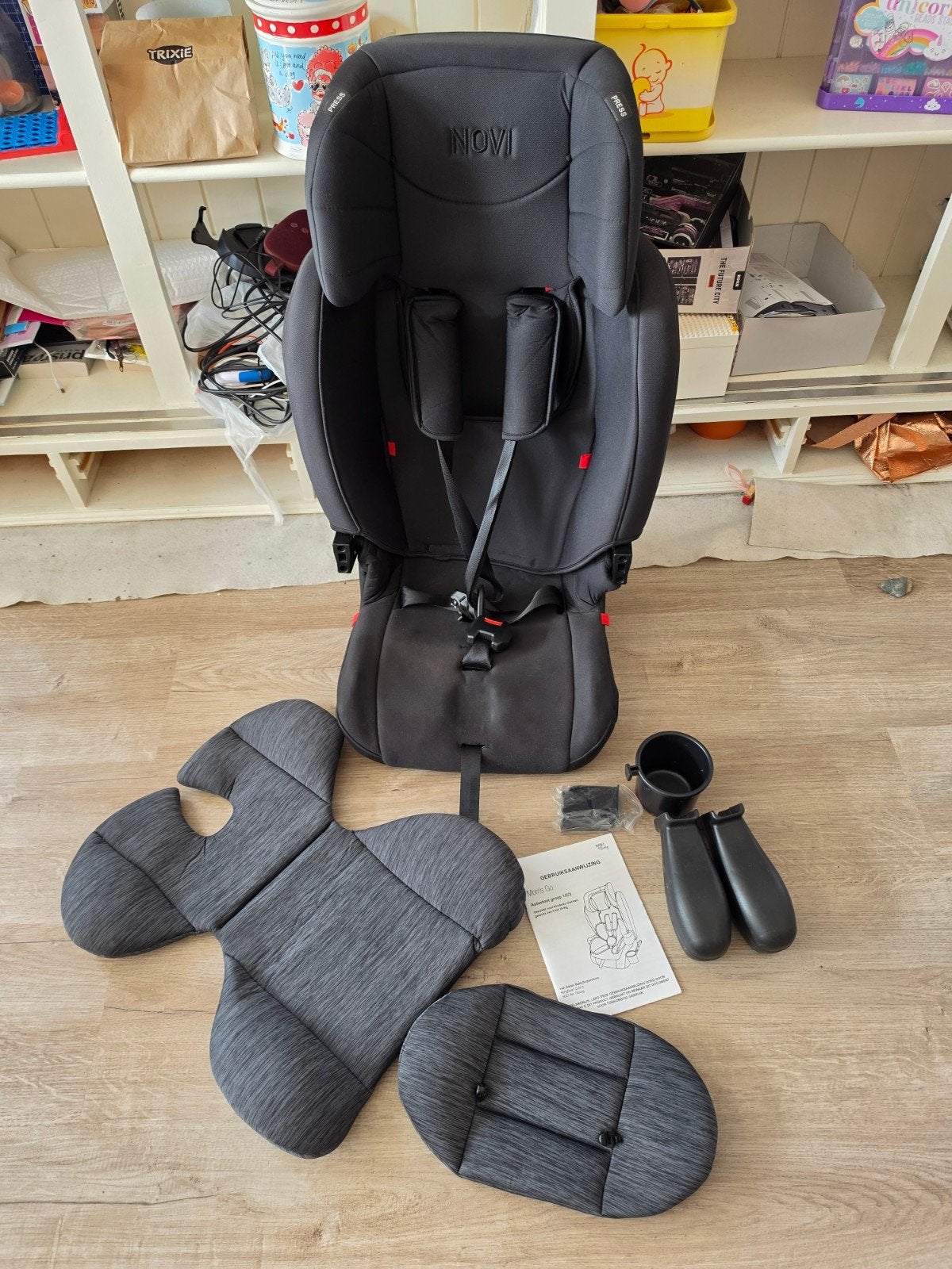 Novi Baby Morris Go Autostoel 9-36 kg, Autogordel, Verstelbare rugleuning, Zo goed als nieuw, 9 t/m 36 kg