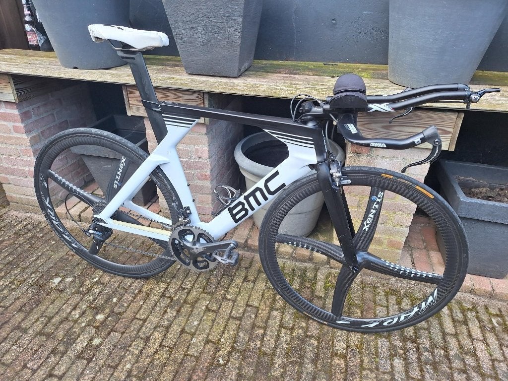 BMC Timemachine TM02 - Triathlonfiets/Tijdritfiets, Fietsen en Brommers, Fietsen | Racefietsen, 28 inch, Gebruikt, Carbon, Meer dan 20 versnellingen