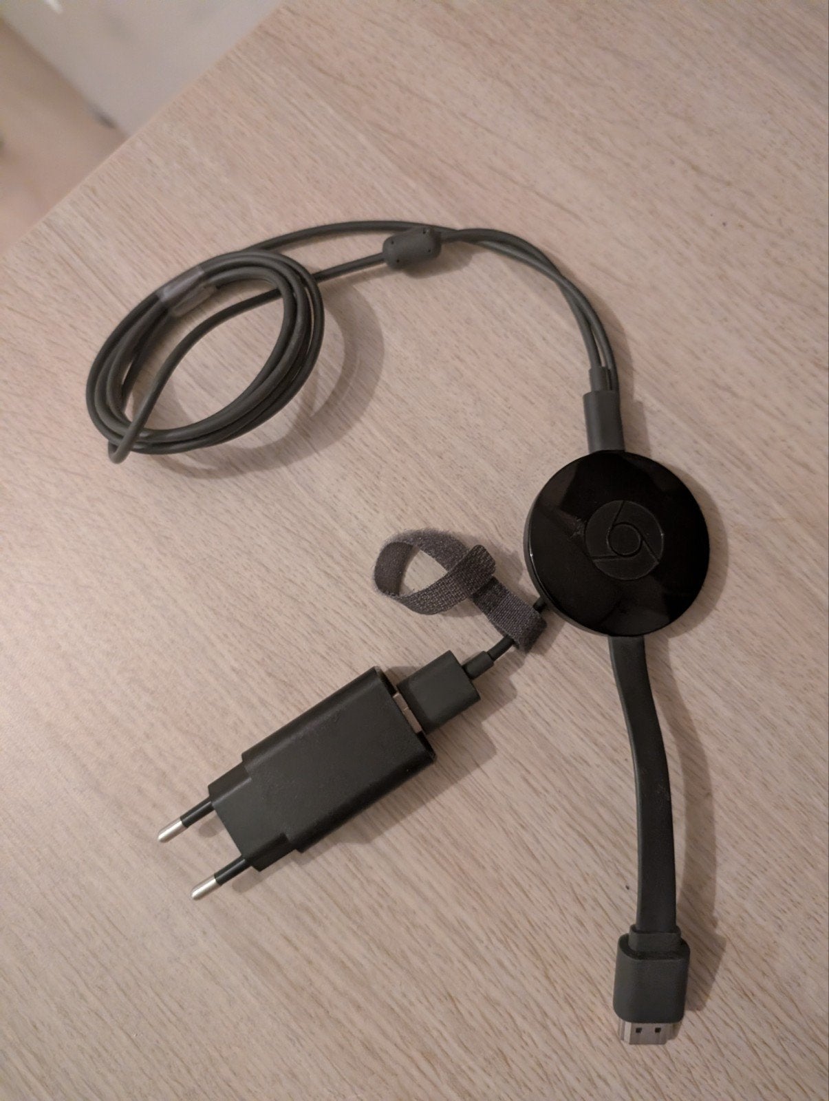 Google Chromecast 2e generatie, Audio, Tv en Foto, Mediaspelers, Ophalen of Verzenden, Zo goed als nieuw, HDMI