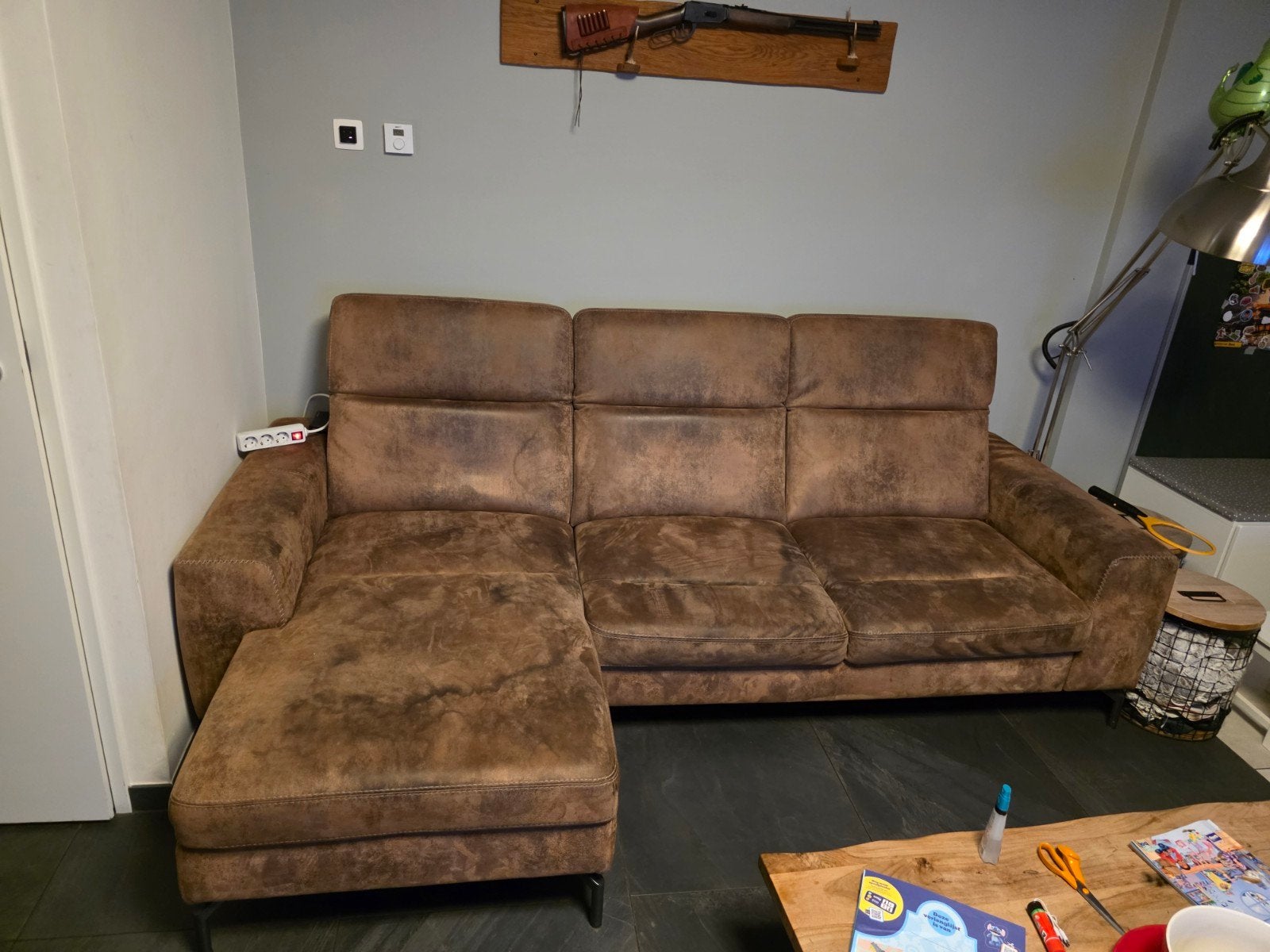 Gratis Comfortabele hoekbank, microvezel leer, Ophalen, 250 tot 300 cm, Gebruikt, Modern, industrieel