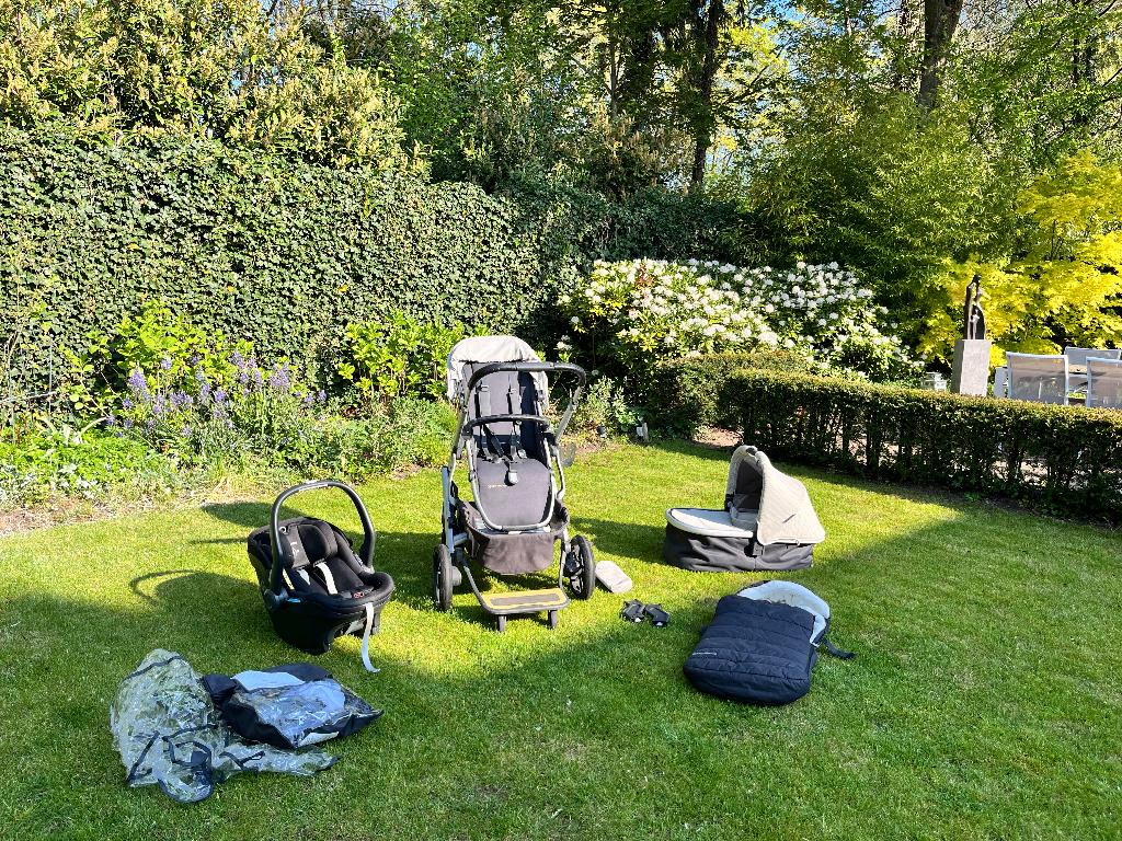 Complete kinderwagen set uppababy V2, Kinderen en Baby's, Kinderwagens en Combinaties, Gebruikt, Combiwagen, Verstelbare duwstang