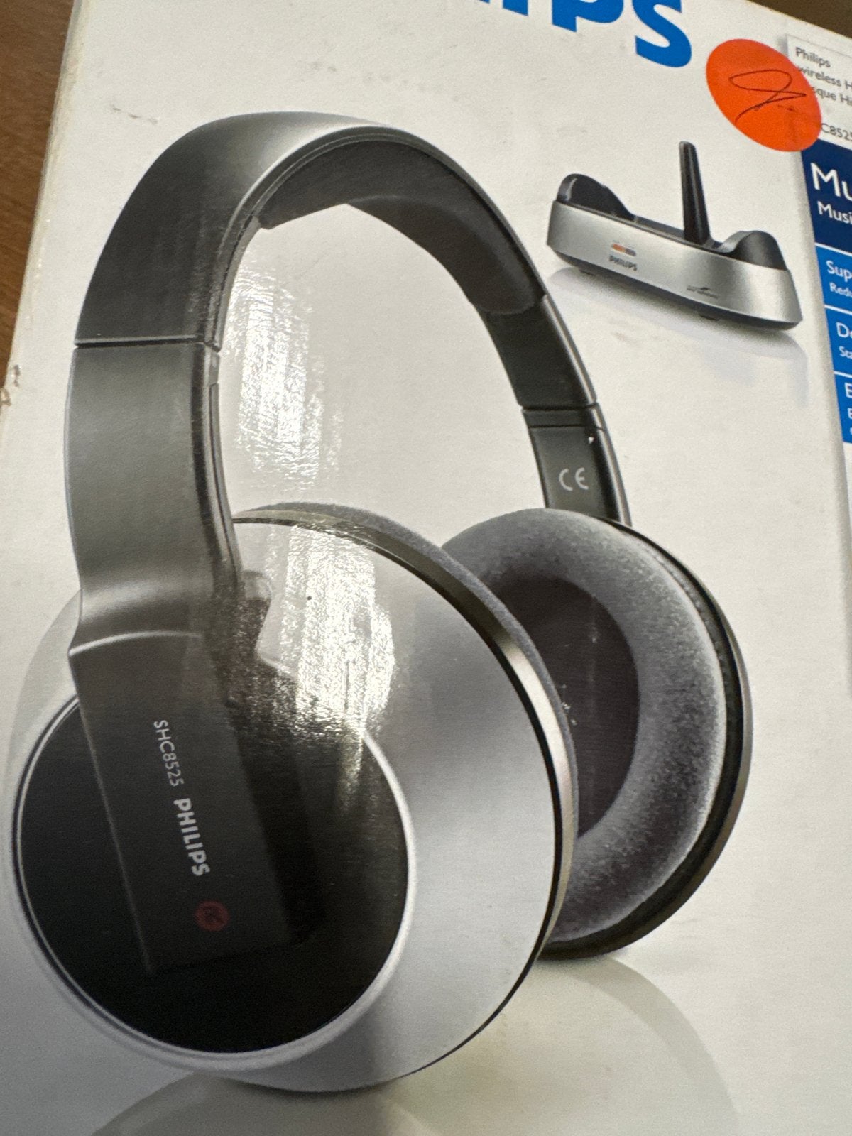 Philips SHC8535 Draadloze Hoofdtelefoon met Oplaadstation, Ophalen, Philips, Gebruikt, Over-ear