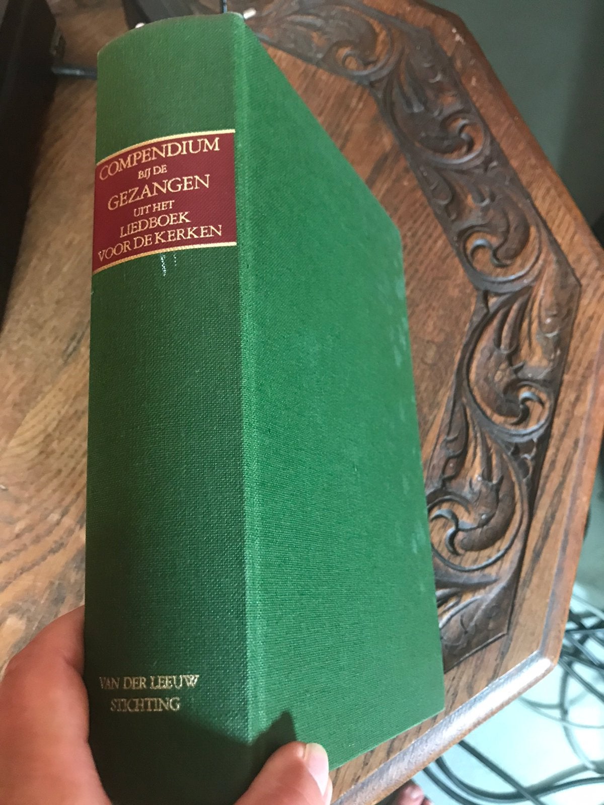 Een compendium van achtergrondinformatie bij de 491 gezangen, Ophalen of Verzenden
