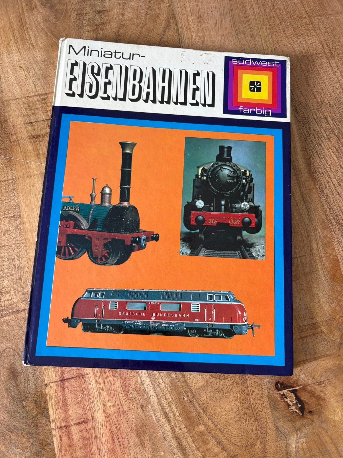 Vintage Boek: Miniatur-Eisenbahnen (Südwest farbig, 1970), Hobby en Vrije tijd, Modeltreinen | H0, Ophalen of Verzenden, Zo goed als nieuw