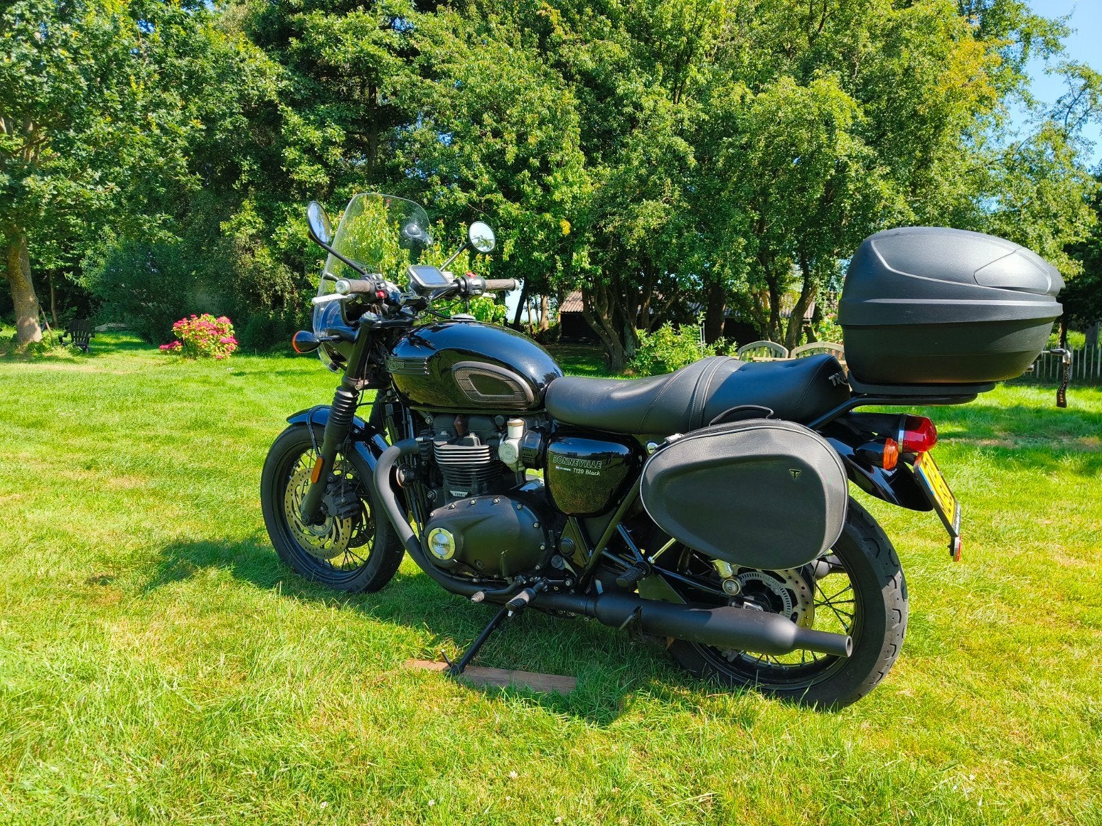 Bonneville t120 black - veel opties! cruise, koffers, Nav, Motoren, 2 cilinders, LED Verlichting, Motorrijbewijs A, Particulier