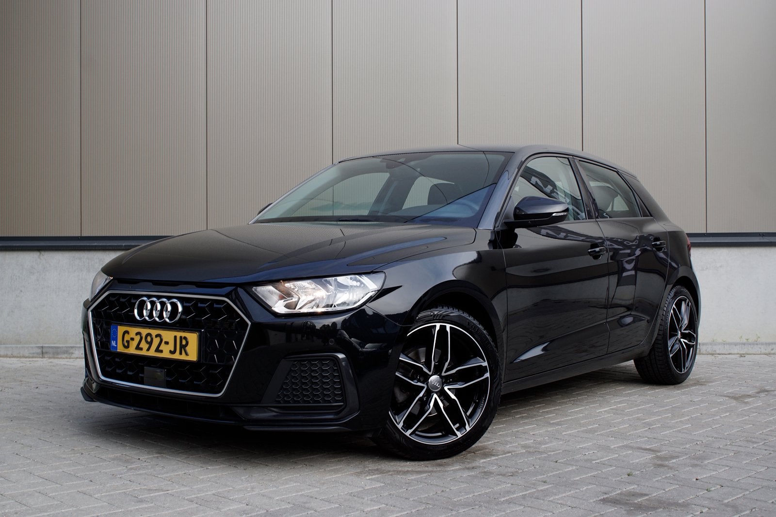 Audi A1 30 Tfsi 116pk S Tronic 2019 Zwart, Auto's, Stof, A1, Zwart, Zwart
