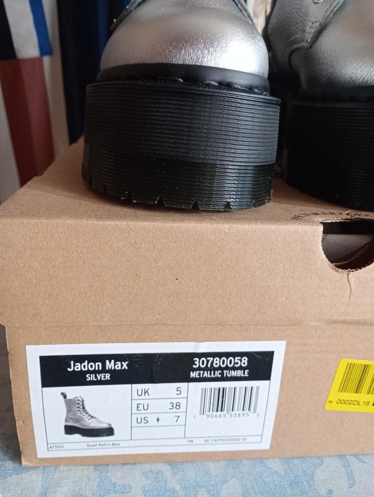 Schoenen nummer 28 - Dr Martens (nieuw) Jadon Max Silver, Overige kleuren, Overige typen, Nieuw, Ophalen of Verzenden