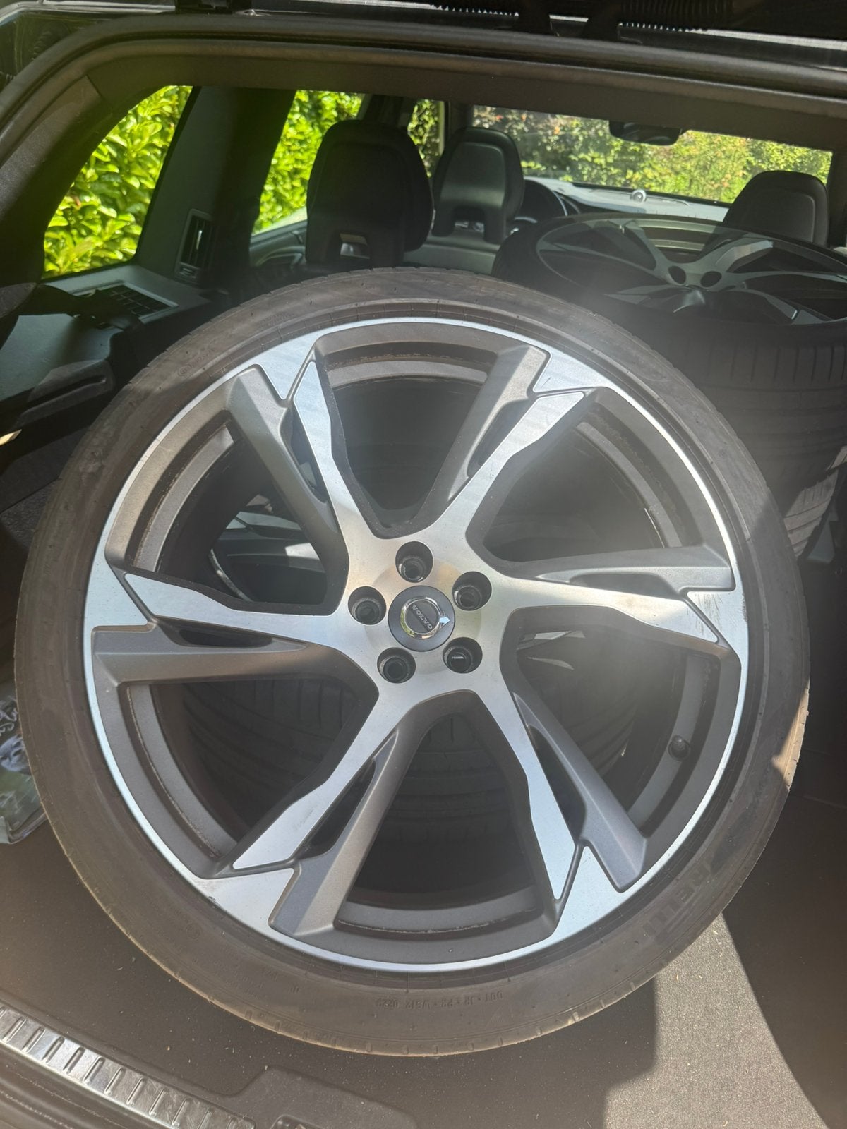 Origenele en zo goed als nieuwe 22 inch velgen volvo XC90, Auto-onderdelen, Banden en Velgen, Ophalen, Velg(en), 285 mm, Overige maten