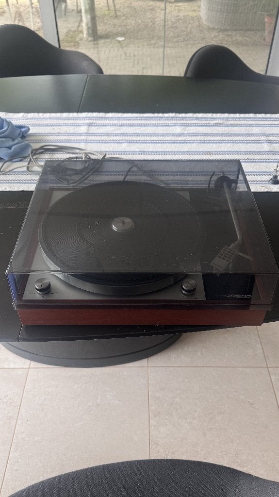 Thorens TD 150 mk-II inclusief dust-bug, Ophalen, Gebruikt, Platenspeler, Thorens