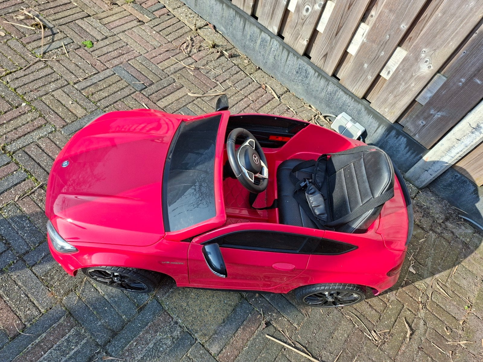 Mercedes-Benz AMG C63S Elektrische Kinderauto Rood, Ophalen, Gebruikt, Afstandsbediening