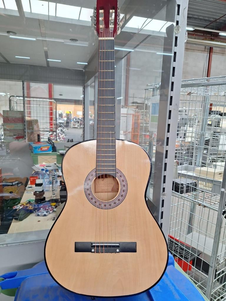 Calderón 44 Klassieke Gitaar - CIX Music, Muziek en Instrumenten, Snaarinstrumenten | Gitaren | Akoestisch, Gebruikt, Klassieke of Spaanse gitaar