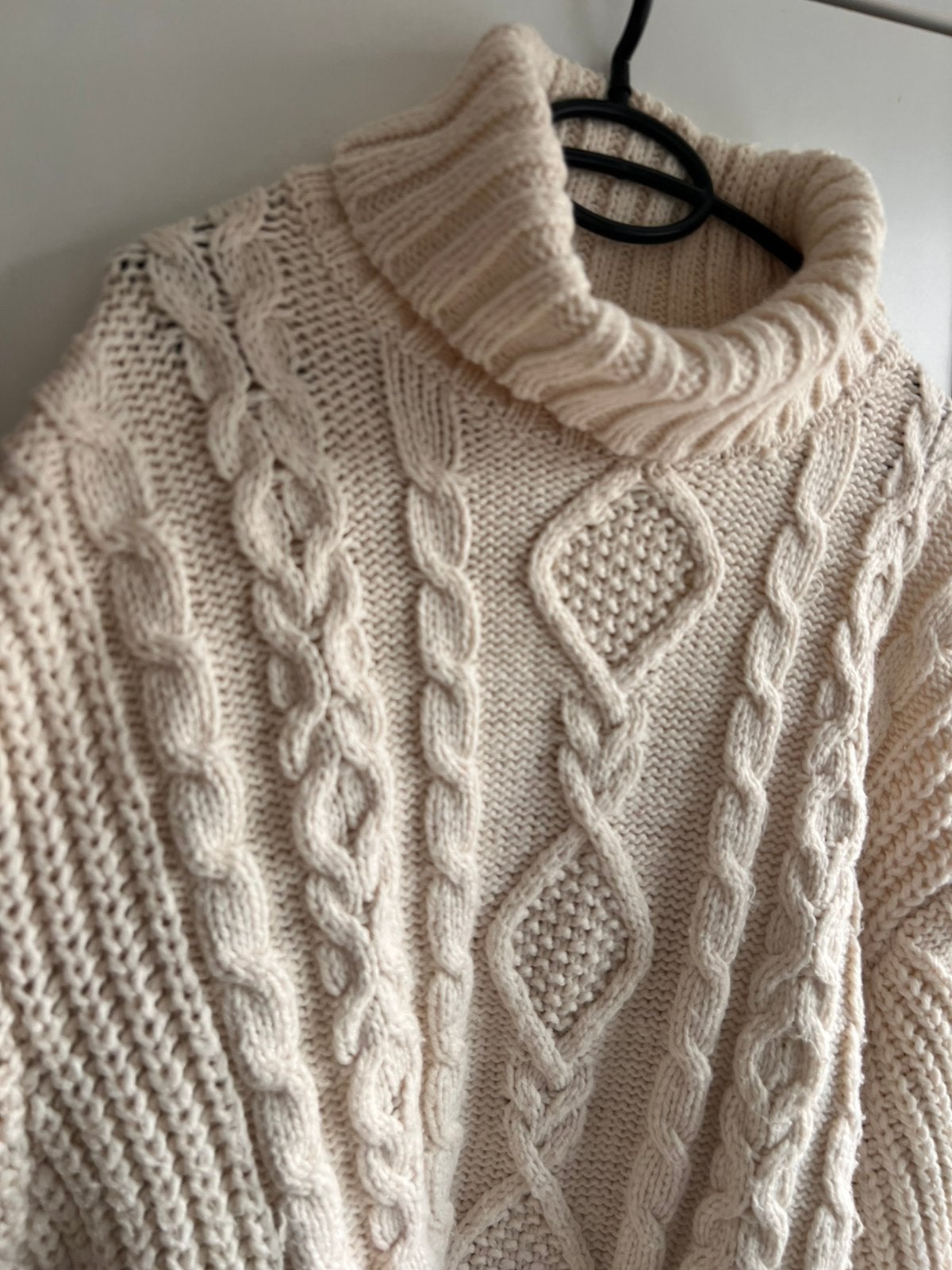 Maat M Monki coltrui kabel trui wol 🧶 cos levi’s, Ophalen of Verzenden, Zo goed als nieuw, Maat 38/40 (M), Beige