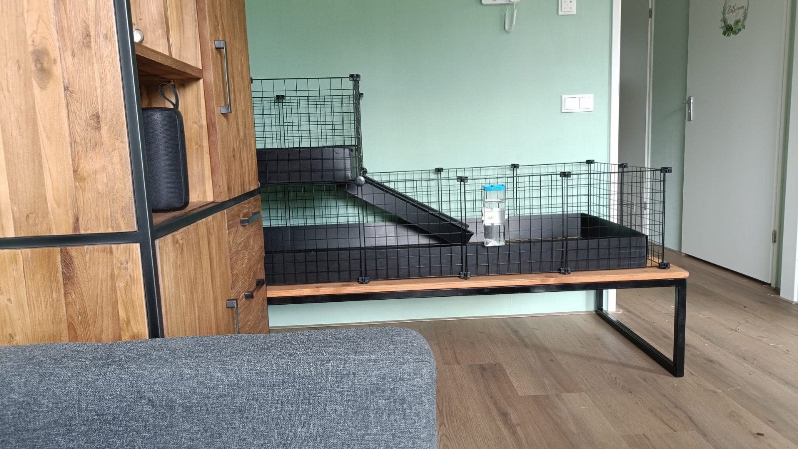 Mooi cavia kooi met tafel, Ophalen, Kooi, 60 tot 90 cm, Cavia