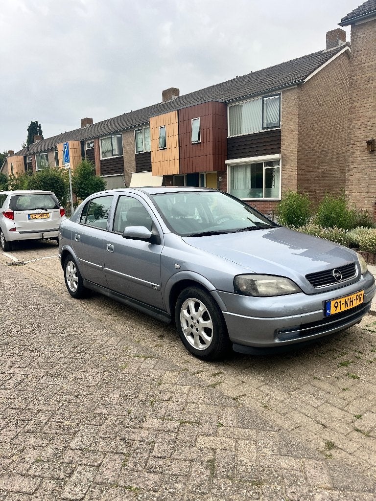 Opel Astra 1.6 8V 5D 2003, Voorwielaandrijving, Stof, 4 cilinders, 1095 kg