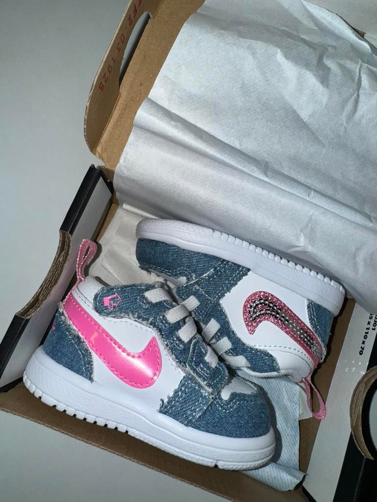 Baby nike jordan, Ophalen of Verzenden, Zo goed als nieuw, Jongetje of Meisje, Schoentjes