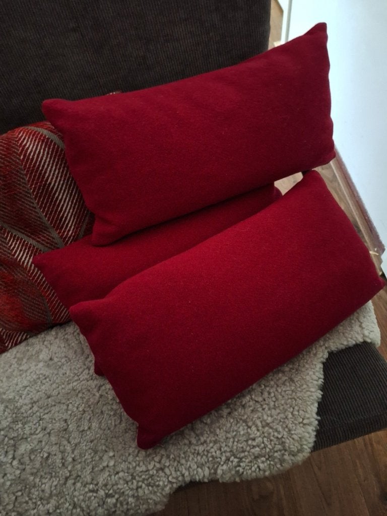 zgan 3 x Kvadrat Tonus wol kussentjes 25x50 dons vulling, Overige merken, Inclusief binnenkussen, Ophalen of Verzenden, Zo goed als nieuw
