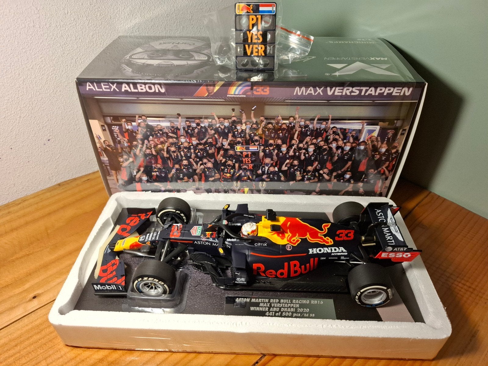 Max Verstappen  Abu Dhabi GP 2020 1:18, Ophalen of Verzenden, Nieuw, Auto, MiniChamps