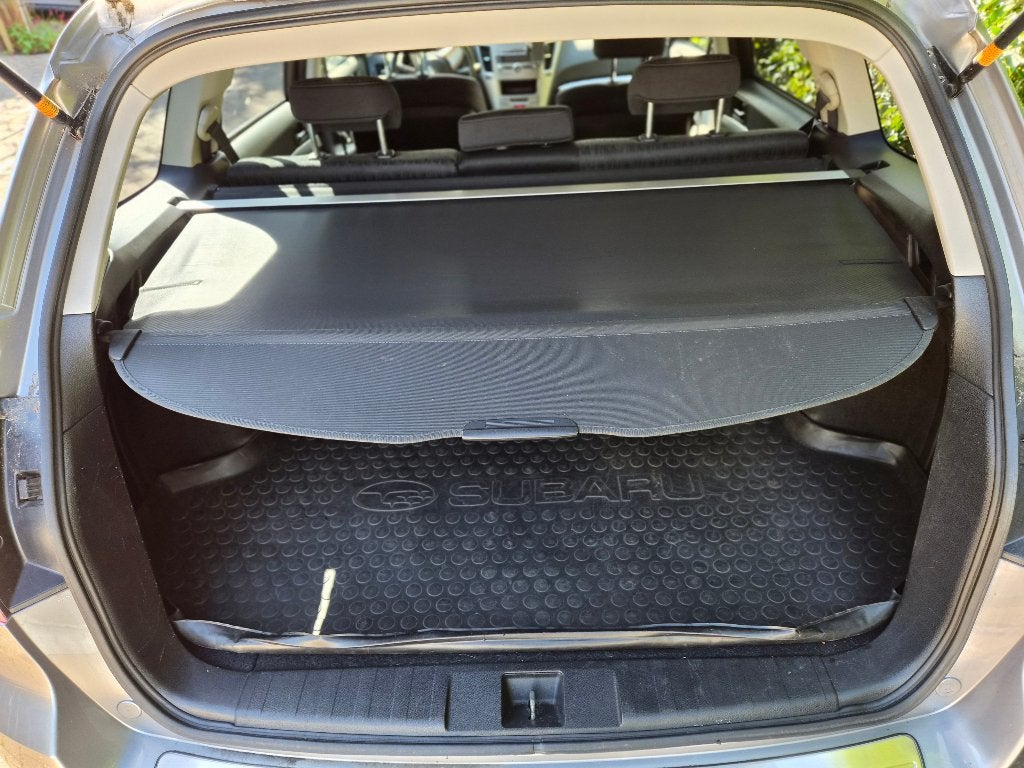 Foto 14 van Subaru Legacy 2.0 I Touring Wagon AWD 2011 Grijs