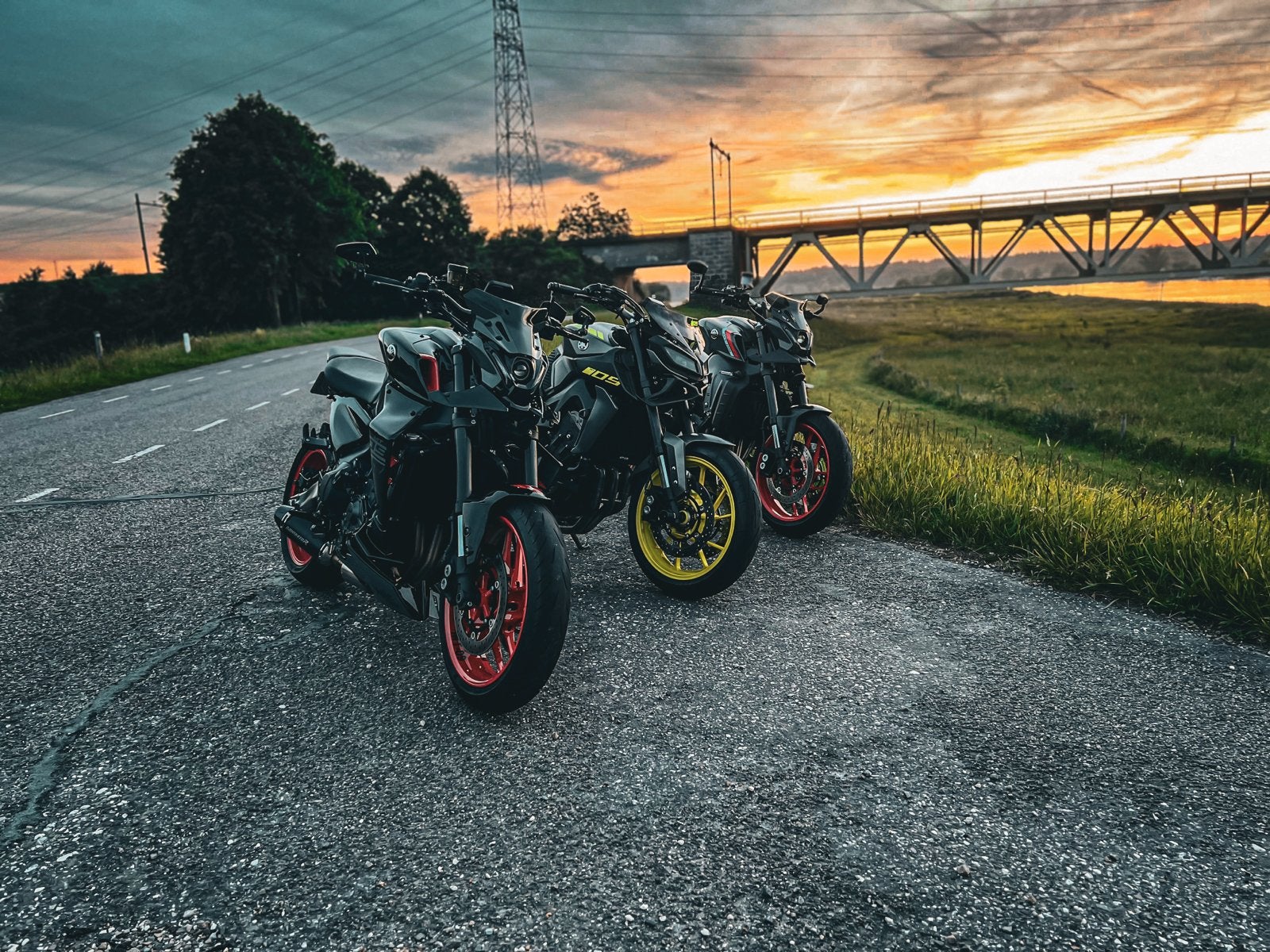 Hele nette yamaha mt09 met Quickshifter + volle opties, Occasion, 900 cc, Particulier, Meer dan 35 kW