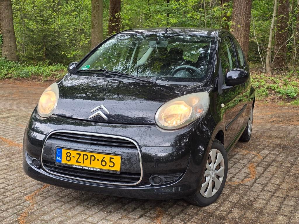 Citroën C1 1.0 3-DRS 2010 Zwart APK april 2027!, Auto's, Voorwielaandrijving, 4 stoelen, C1, Bedrijf