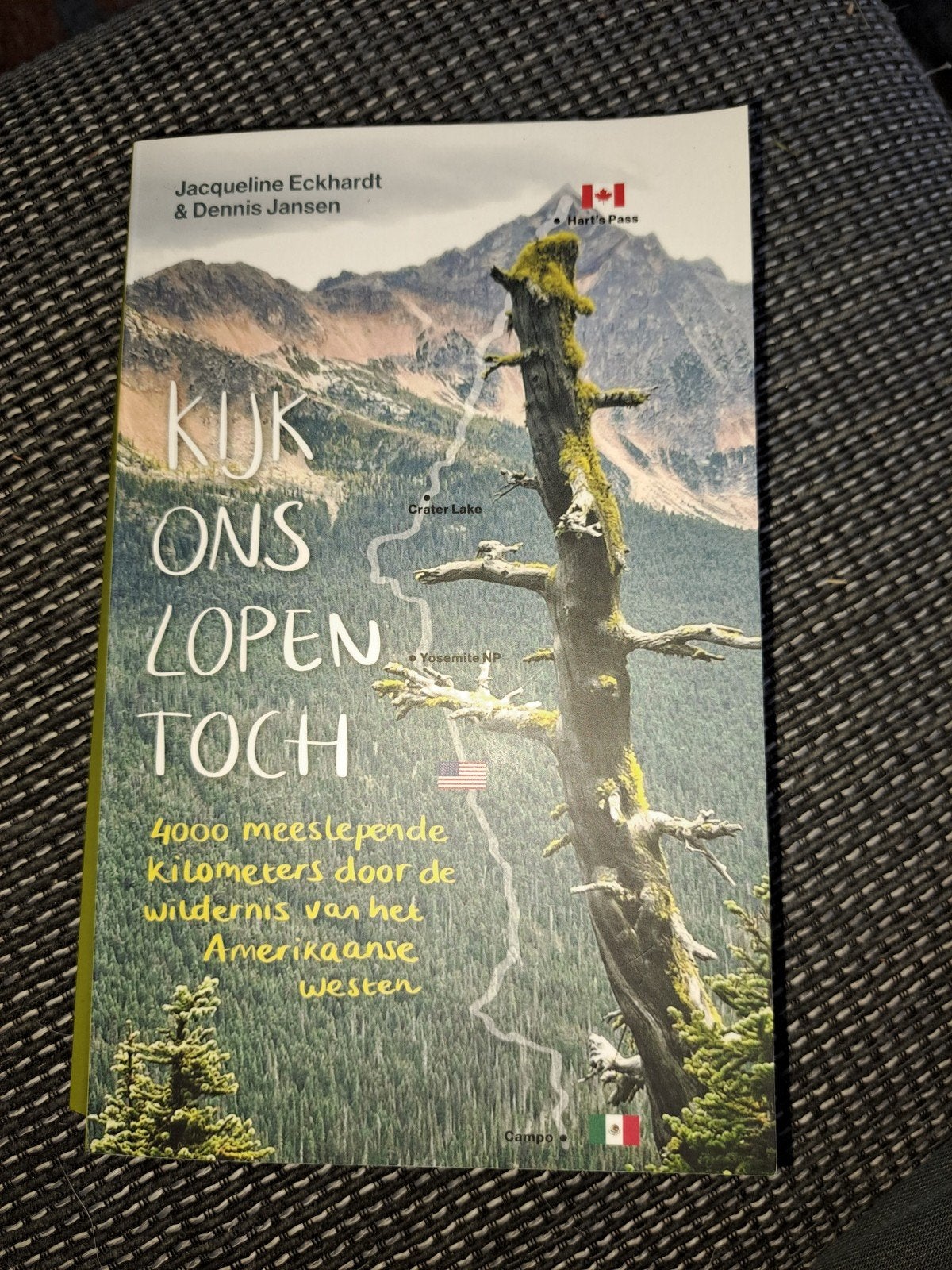 Jacqueline Eckhardt - Kijk ons lopen toch..., Ophalen of Verzenden, Zo goed als nieuw, Jacqueline Eckhardt; Dennis Jansen