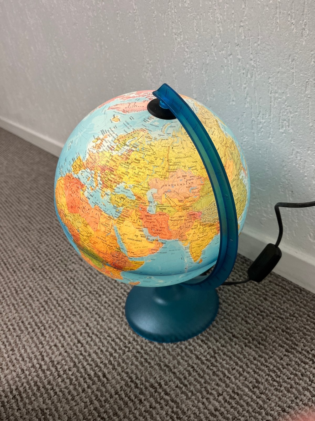 Wereldbol met verlichting, Ophalen, Gebruikt, Kunststof, Draaibaar