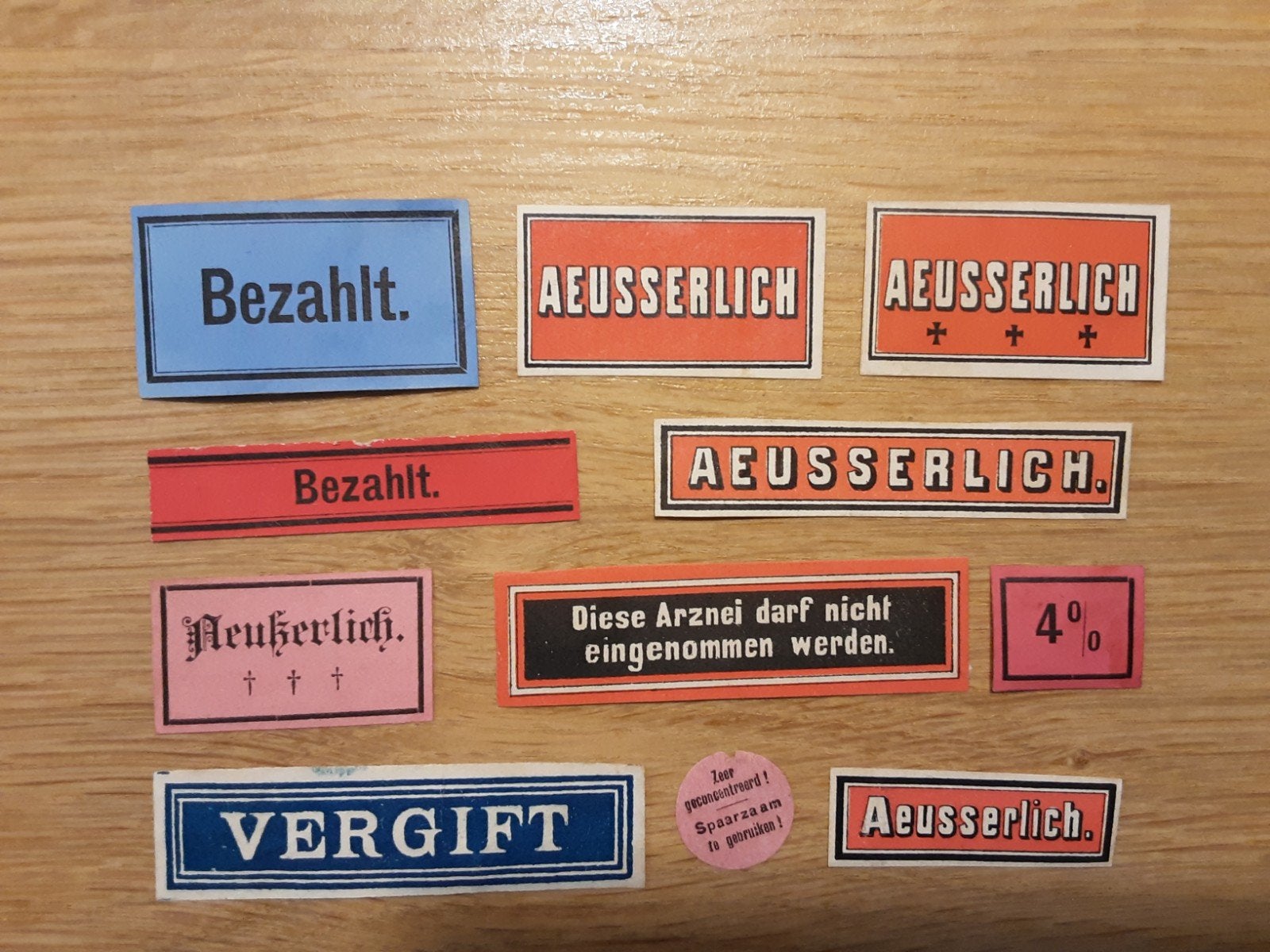 Etiketjes sluitzegels apotheek, Ophalen of Verzenden