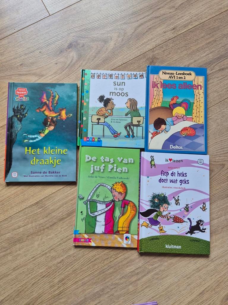 5 AVI M3 zelf lees boekjes, Boeken, Kinderboeken | Kleuters, Gelezen, Fictie algemeen, Ophalen