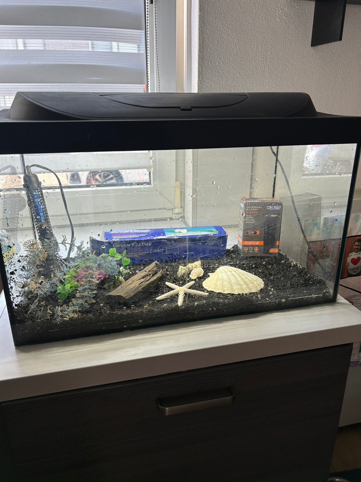 Aquarium, Ophalen, Zo goed als nieuw, Gevuld zoetwateraquarium