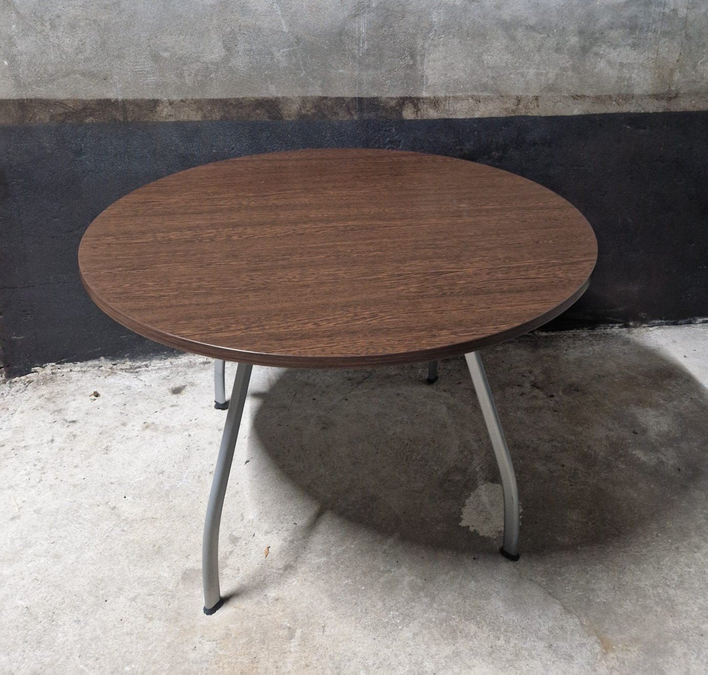 1 x ronde eettafel design hout metaal vergadertafel kantine, Ophalen of Verzenden