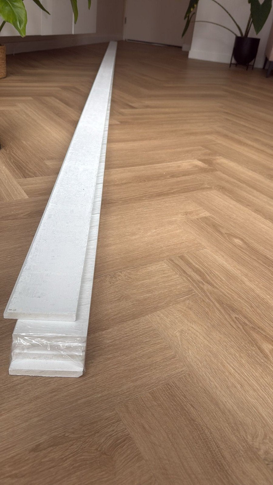 MDF MR Plint Gegrond 12x90x4880, Nieuw, Ophalen of Verzenden, Mdf, 200 tot 250 cm